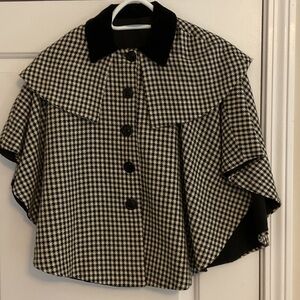 Custom made little girls houndstooth cape with velvet collar.